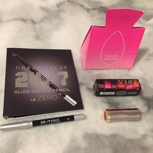Beauty Blender + Urban Decay Gifts!